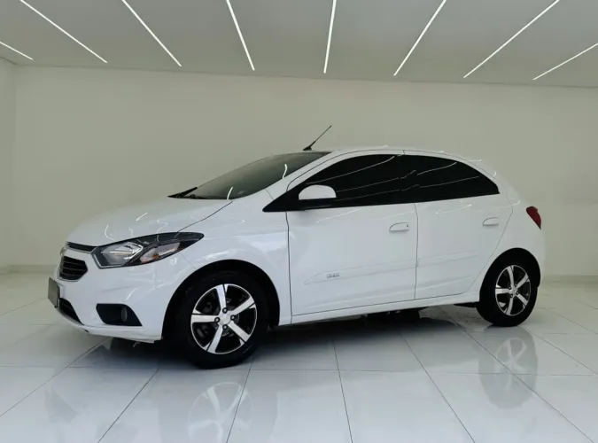 Chevrolet Onix Hatch LTZ 1.4 8V Flex Mec. 4P 2019