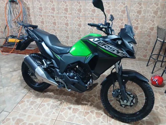 Versys 300 apenas 3.000km