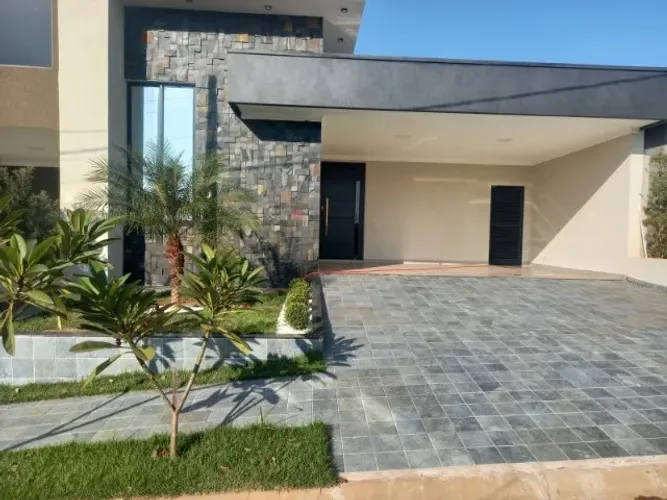   Casa  Padrão à Venda no Condomínio Nature I - São José do Rio Preto/SP