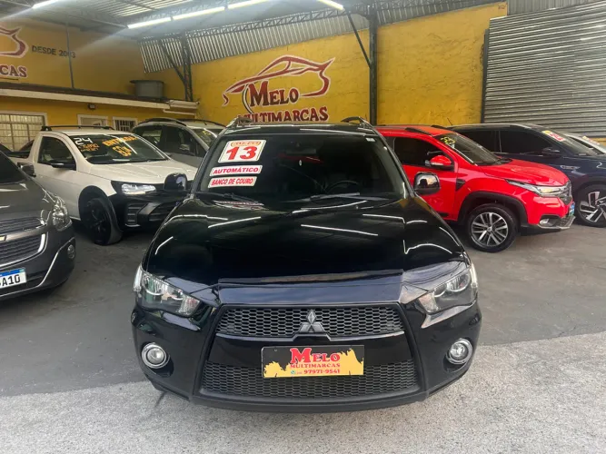 Mitsubishi Outlander 2.0 16V 160cv Aut. 2013