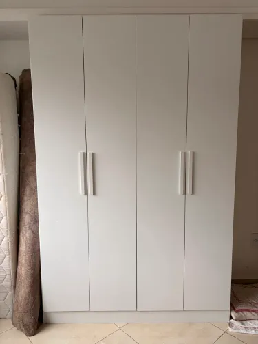 Guarda roupa solteiro branco
