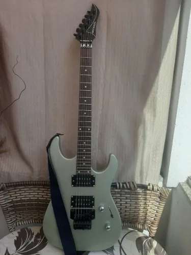 Guitarra Michael Modificada com Malagoli ( valor pra sair rápido!)