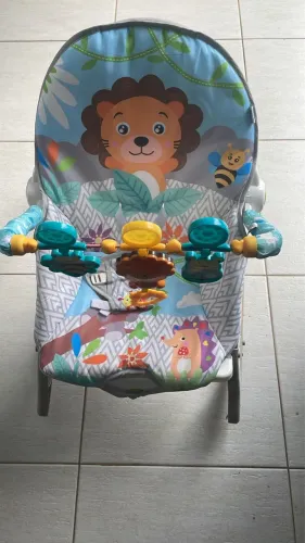 Cadeira musical para bebê 
