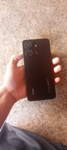 Celular redimi 13C 256/8 só a película trincada 75% de bateria, por 