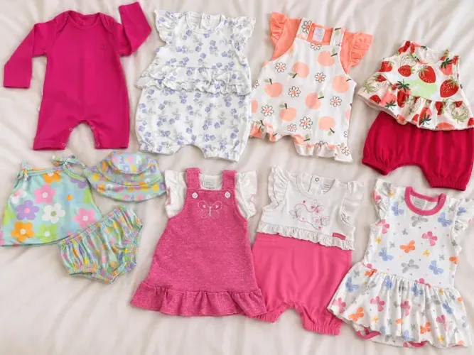 13 Peças NOVAS de verão menina 7 à 12 meses (lote 21)