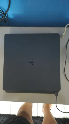 PS4 SLIM