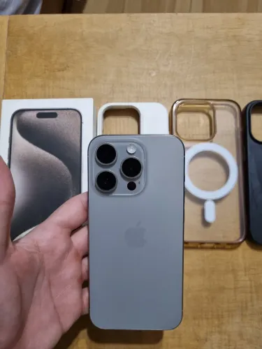 iPhone 15 Pro 128GB com caixa