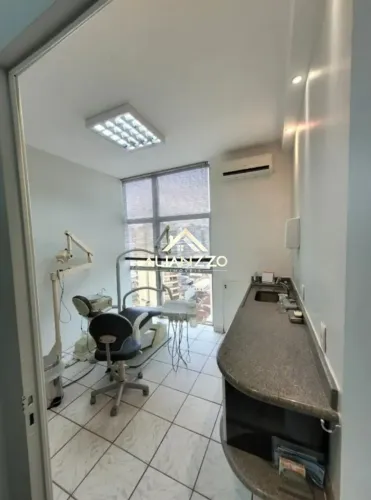 Sala Comercial no Centro de Ribeirão Preto/SP. Alianzzo Imóveis.