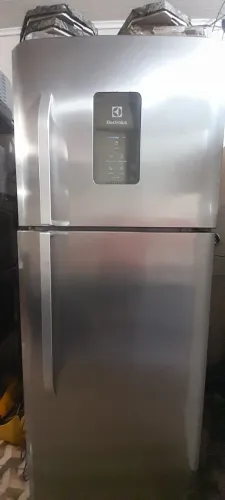 GELADEIRA INOX ELECTROLUX FROST FREE 430L