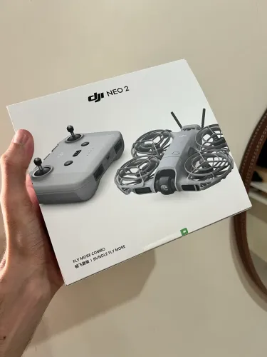 DJI Neo 2 combo Fly More