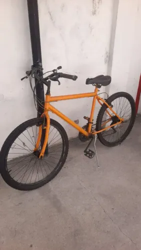 Bicicleta + Trava de Segurança de Brinde