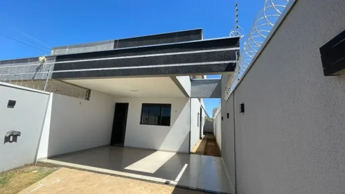ALUGUEL CASA QUADRA 1506 SUL - 2/4 (UMA SUITE)
