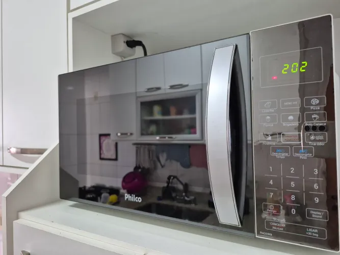 Micro-ondas Philco 28 Litros Espelhado 127v