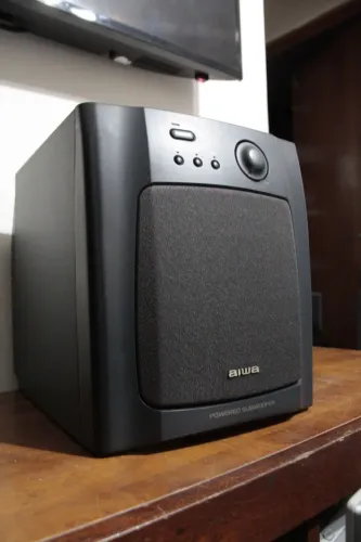 Subwoofer ativo Aiwa