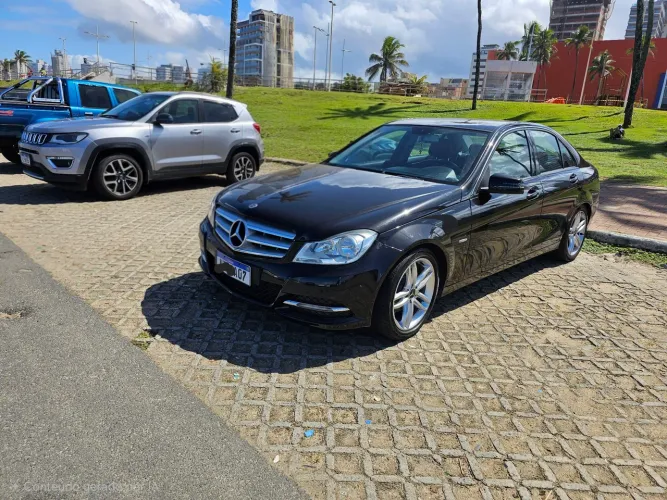 Mercedes-Benz C-180 CGI Classic 1.8 16V 156cv Aut. 2012