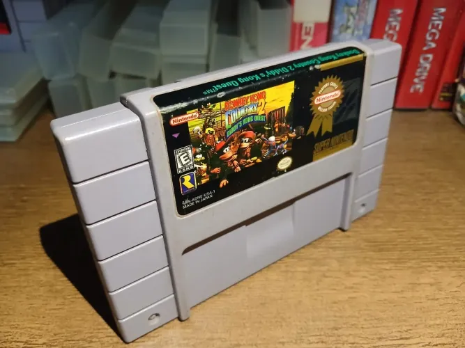 Donkey kong country 2 million seller Original SNES