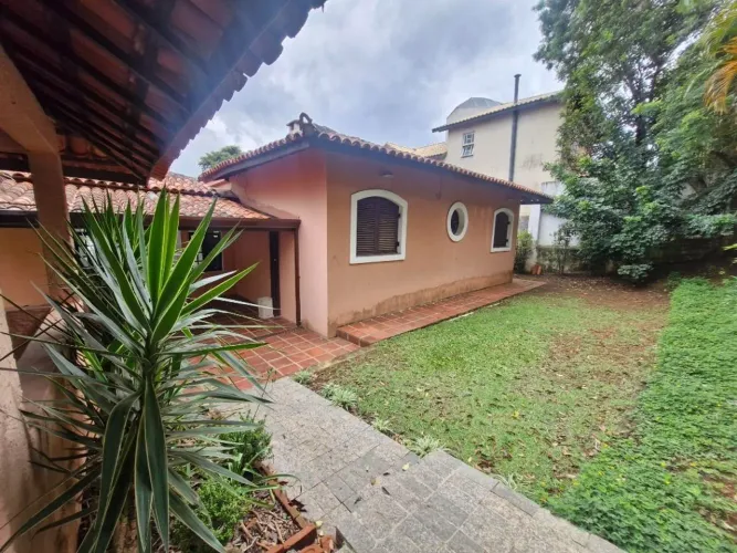 SAN DIEGO PARK - CASA LOCAÇÃO 3 SUÍTES - CONDOMÍNIO EM FRENTE AO SHOPPING GRANJA VIANA.