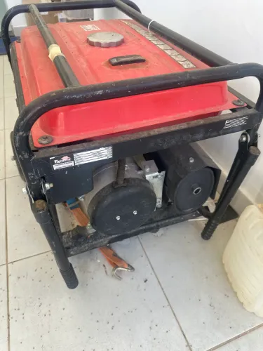 Vendo gerador Toyama 6500