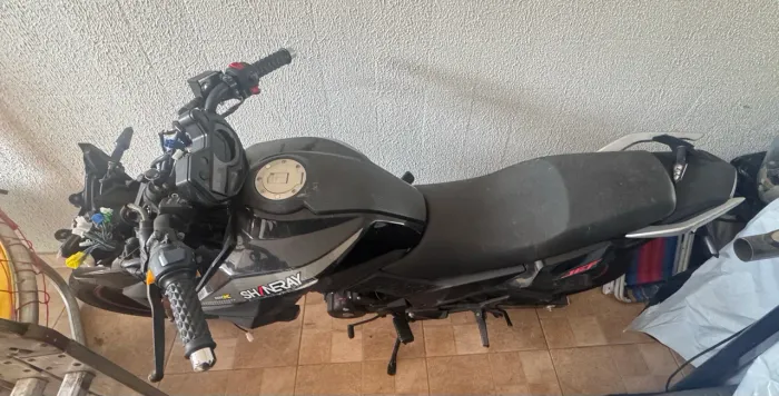 Vende-se peças de moto.