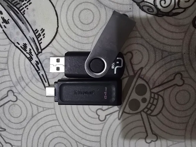 2 pendrive