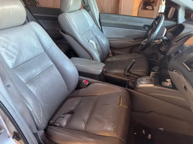 Honda Civic Sedan EXS 1.8/1.8 Flex 16V Aut. 4P 2008