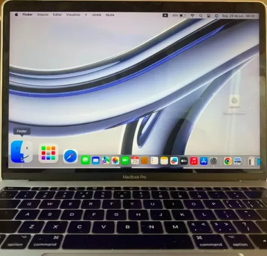 MacBook Pro 2017 13" Core i5 8GB RAM - Excelente Estado