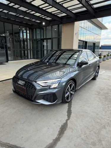 Audi A3 Sed. Perform. Black 2.0 TFSI S-tronic 2023
