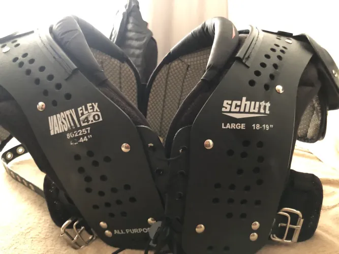 Shoulder pad / equipamento futebol americano (ombreira)
