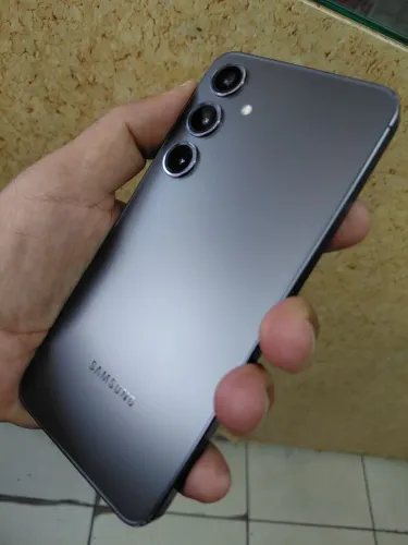 Samsung S24 Plus 256GB 24GB RAM 12+12 Extra novo trocas só com volta em dinheiro.