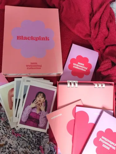 ÁLBUM BLACKPINK WELCOMING COLLECTION 2022