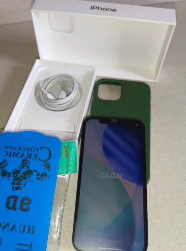 Oportunidade: iPhone 12 128GB + Acessórios Originais