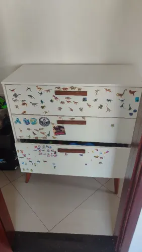 Berço e cômoda 