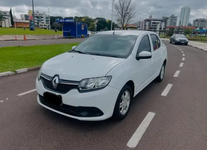 Renault Logan Expression Hi-flex 1.6 8V 4P 2015