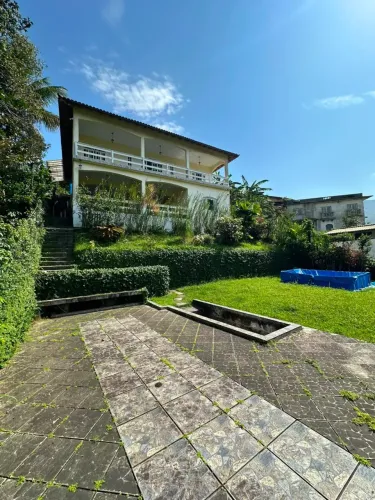 MRImóveis aluga linda casa na Conceição de Jacarei em Mangaratiba.