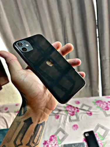iPhone 11 64 GB