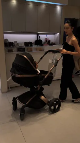 Carrinho de Bebê Premium Preto - Elegante e Completo(luxo)