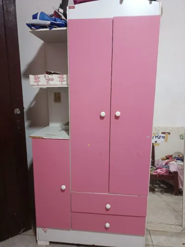 Guarda roupa infantil