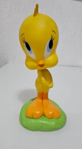 boneco colecionável piu-piu da warner bros estrela