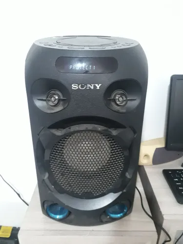 Caixa de som Bluetooth Sony MHC-V02 em protect!