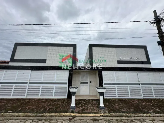Casa de condomínio em Avenida Governador Lucas Garces - Itaóca - Mongaguá/SP