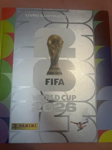 Album da copa capa dura prateado com 624 figurinha coladas