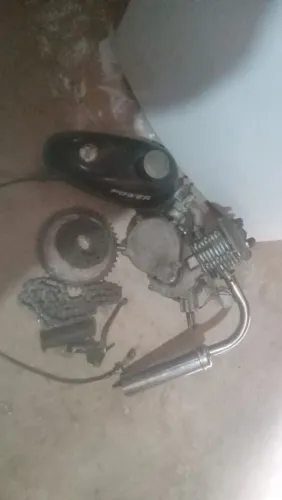 Motor de motorizada 80cc só faltando cdi e vela