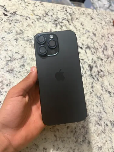 iIPHONE 16 PRO MAX