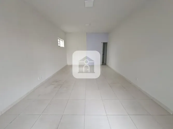 Cômodo Comercial para locação no bairro Mansour