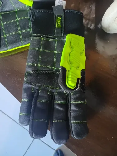 Luvas EDGE
