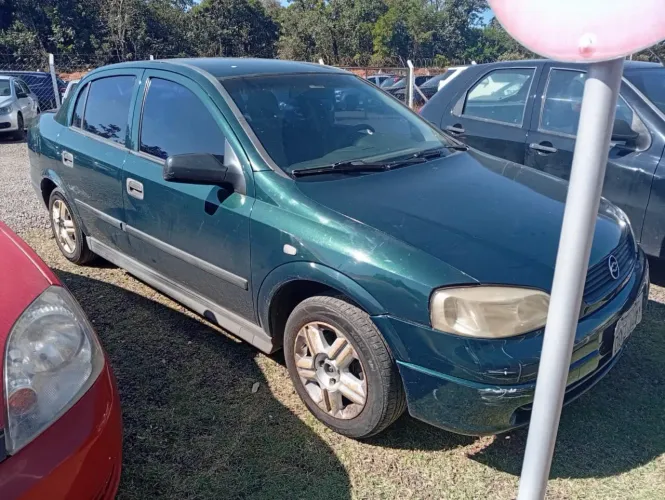 Chevrolet Astra GL 1.8 MPFI 3P 2001