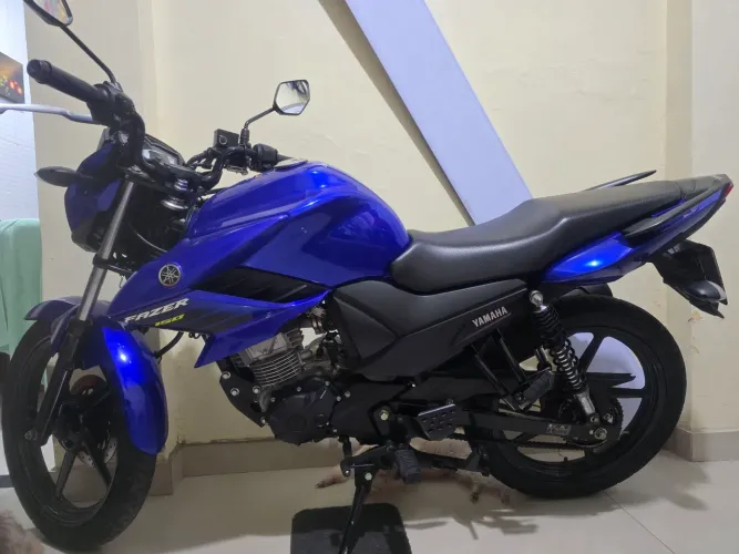 Vendo essa moto fazer 150. Pouco usada. 7 mil kmt.