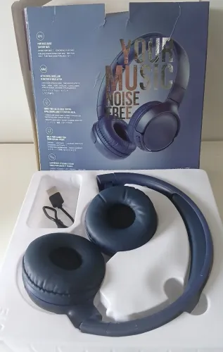 Fones de ouvido JBL