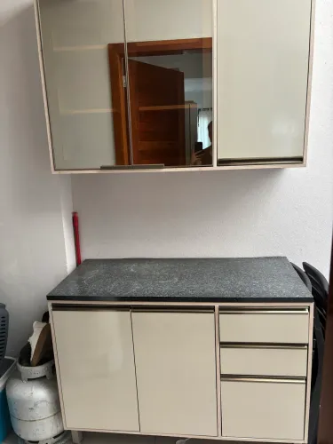 Armários de cozinha espelhado