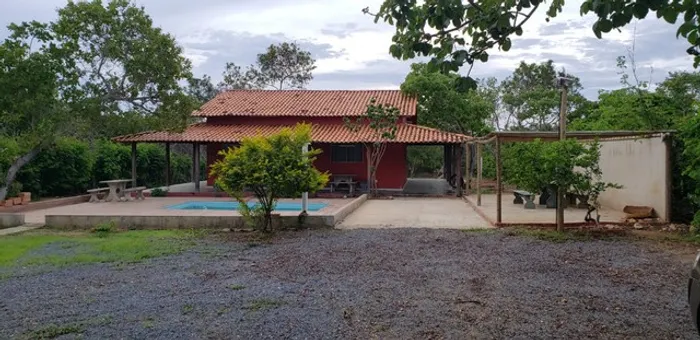 Sitio 2.500 m² com piscina, em um loteamento com portão eletrônico,Jaboticatubas (Temos va